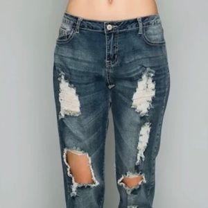 Distressed Boyfriend Jeans
